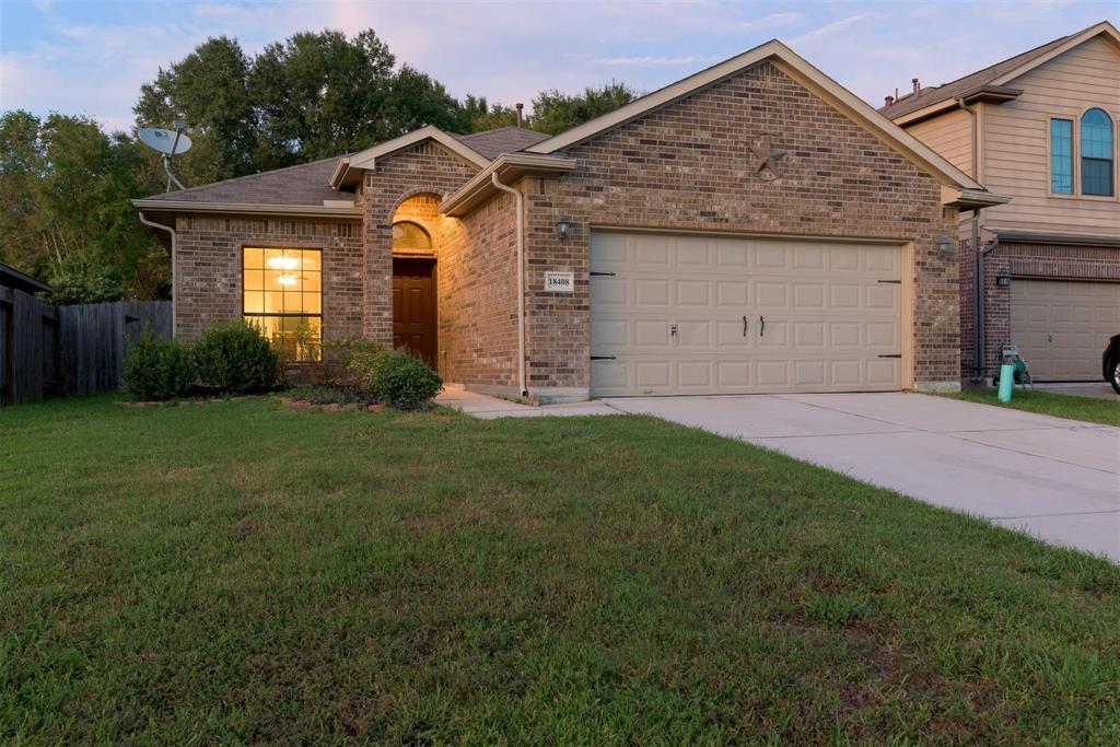 18408 Sunrise Oaks Ct in Montgomery, TX - Building Photo