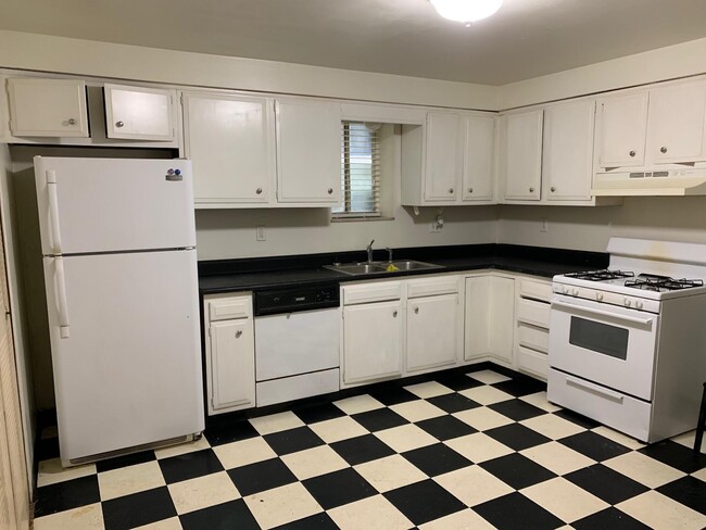 3551 California Ave, Unit Condo unit 1 in Pittsburgh, PA - Foto de edificio - Building Photo