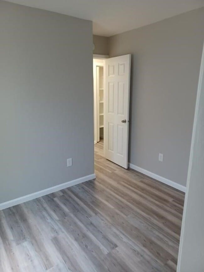 property at 2208 SW Edgewater Terrace