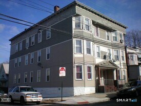1145 Ogden St Ext in Bridgeport, CT - Building Photo