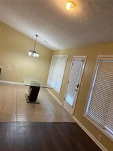 2045 Charleston Oak Cir in Lawrenceville, GA - Building Photo - Building Photo