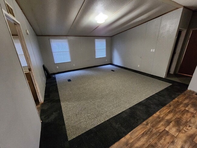 560 Wynn Rd in Newnan, GA - Building Photo - Building Photo