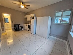734 SW 4th Terrace in Dania Beach, FL - Building Photo - Building Photo