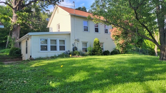 property at 617 Lake Park Blvd