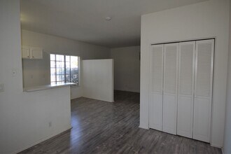 5744 Colfax Ave, Unit 01 in Los Angeles, CA - Foto de edificio - Building Photo