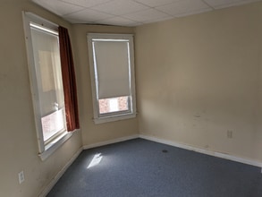 40-42-42 Park St in Stoughton, MA - Building Photo - Building Photo