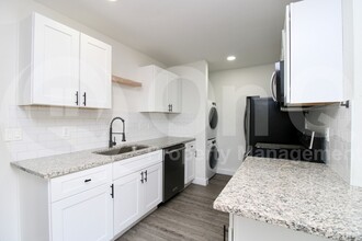 4211 E Palm Ln in Phoenix, AZ - Building Photo - Building Photo