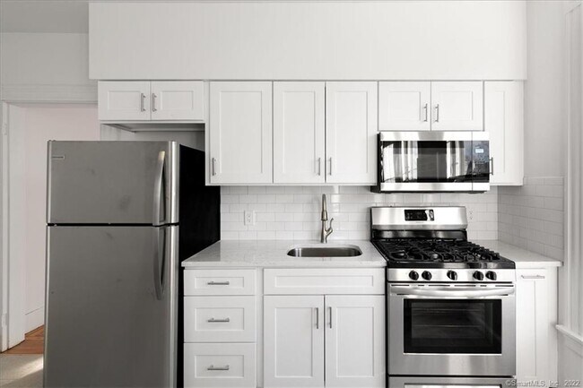117 Bishop St-Unit -1 in New Haven, CT - Building Photo - Building Photo