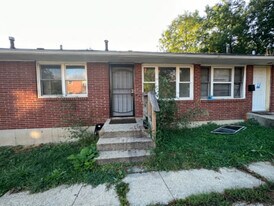 328 Heath St in Rockford, IL - Building Photo