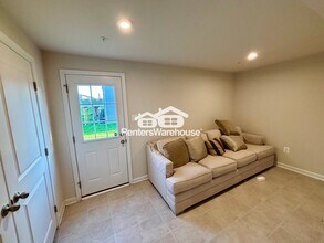 13 Bristoe Sta Rd in Taneytown, MD - Foto de edificio - Building Photo