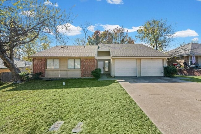 property at 2313 Paul Revere St