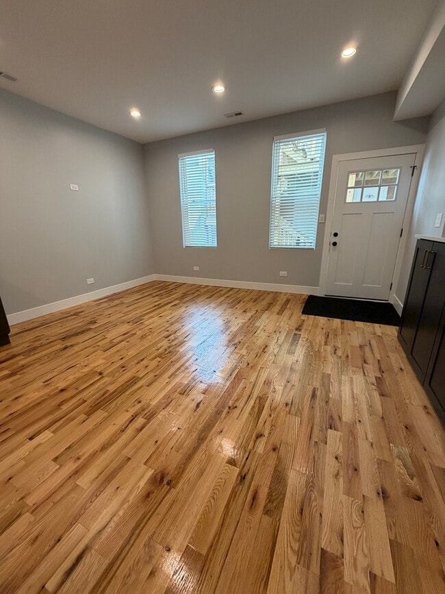 2221 W 21st Pl in Chicago, IL - Building Photo - Building Photo