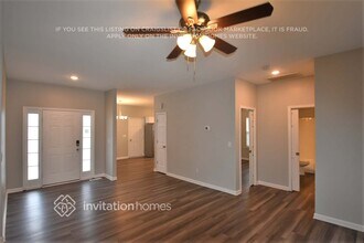 737 Continental Dr in Concord, NC - Building Photo - Building Photo