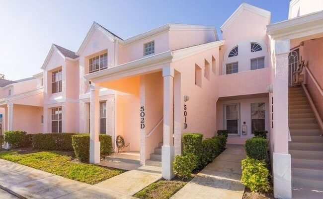 property at 501 Muirfield Ct