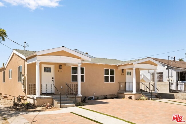 342 S Ave 56 in Los Angeles, CA - Building Photo - Building Photo