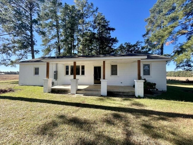 property at 7443 Rennert Rd