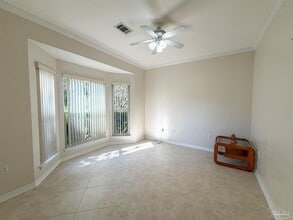 1490 Chalet Pl in Pensacola, FL - Building Photo - Building Photo