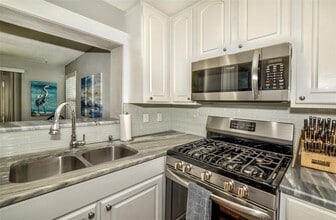 2472 Whitman St in Clearwater, FL - Building Photo - Building Photo