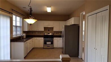 210 Wytheford Ct in Alpharetta, GA - Building Photo - Building Photo