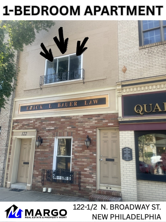 property at 112 N Broadway St