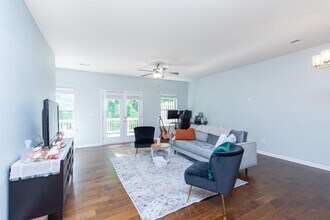 3456 Abbey Wy in Gainesville, GA - Building Photo - Building Photo
