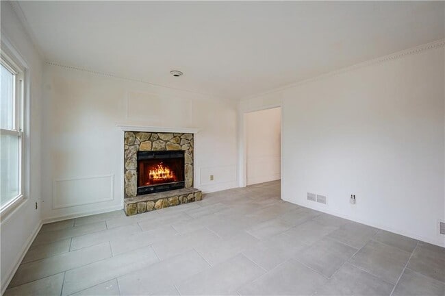 805 Arbor Hill Dr in Stone Mountain, GA - Building Photo - Building Photo