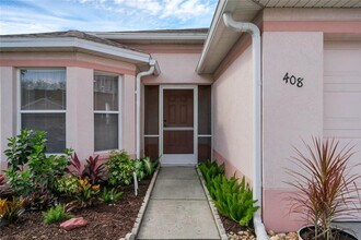 408 Lake Suzanne Dr in Lake Wales, FL - Foto de edificio - Building Photo