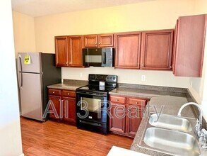 2304 Bigwood Trail in College Park, GA - Building Photo - Building Photo