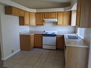 9826 Needles Dr in Mohave Valley, AZ - Building Photo - Building Photo