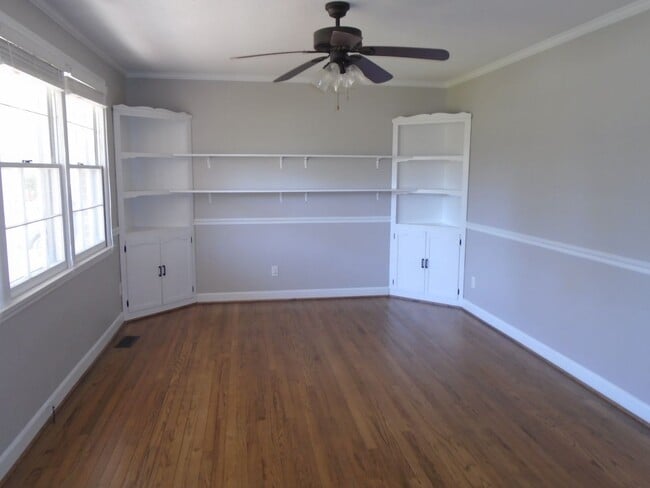 1209 Logan Ct in Jacksonville, NC - Building Photo - Building Photo