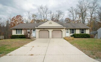 14827 Timber Ln in Spring Lake, MI - Building Photo