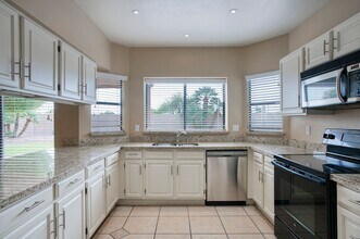 151 E Jeanine Dr in Tempe, AZ - Building Photo - Building Photo