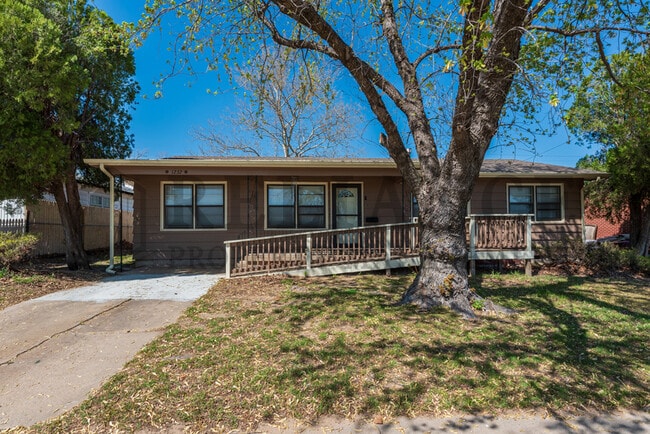 property at 1232 E Galena St
