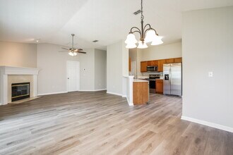 2680 Creek Ridge Dr in Green Cove Springs, FL - Building Photo - Building Photo