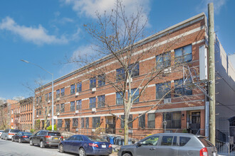 649 Warren St in Brooklyn, NY - Building Photo - Building Photo