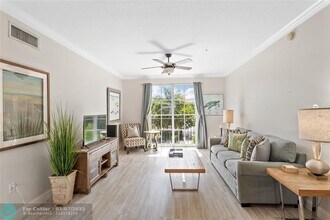 580 S Sapodilla Ave in West Palm Beach, FL - Building Photo - Building Photo