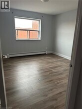 579 Clare Ave in Welland, ON - Building Photo - Building Photo