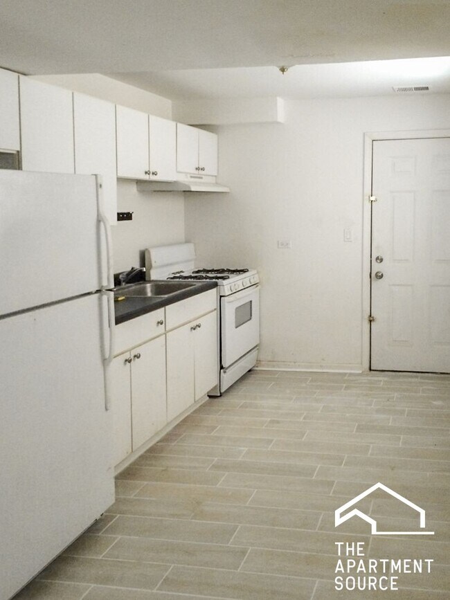 property at 2009 W Cortez St