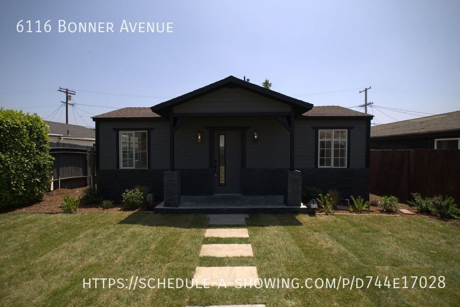 6116 Bonner Ave in Los Angeles, CA - Building Photo