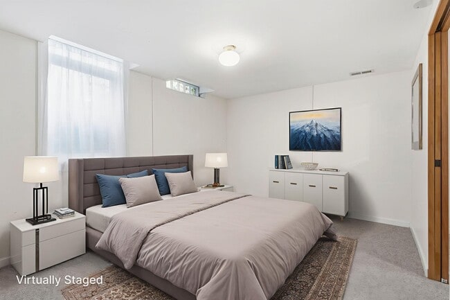 560 S Ann Arbor St in Saline, MI - Building Photo - Building Photo