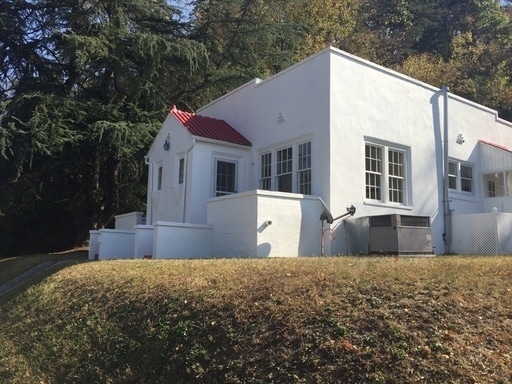 403 E Elm St in Rockmart, GA - Building Photo - Building Photo