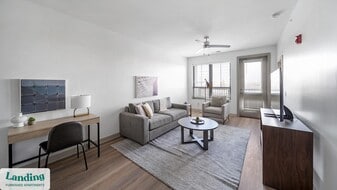 5811 Main St in McCordsville, IN - Building Photo