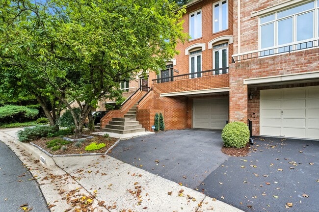 property at 10903 Whiterim Dr