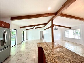13971 SW 112th St in Miami, FL - Building Photo - Building Photo