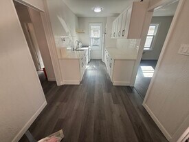 2123 E 15th St, Unit 2 in Brooklyn, NY - Building Photo