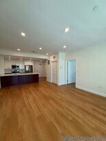 120 Gerry Rd, Unit 304 in Brookline, MA - Building Photo