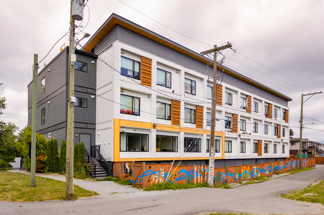 Sarah Ross House in Vancouver, BC - Building Photo - Building Photo