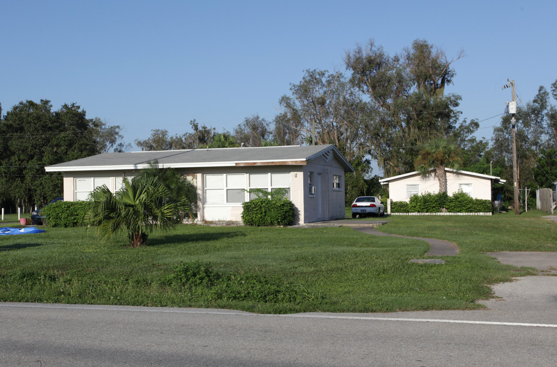 Golfside in Lehigh Acres, FL - Building Photo