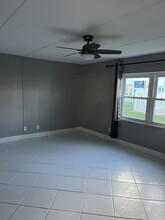 1926 Ocean Shore Blvd in Ormond Beach, FL - Building Photo - Building Photo