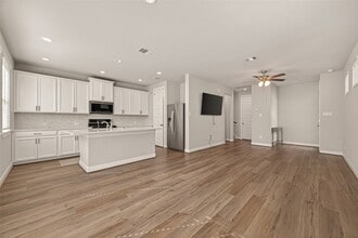 3118 Cloud Forest Ln in Houston, TX - Foto de edificio - Building Photo